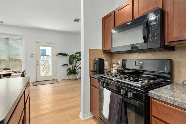 Building Photo - 4613 Graceful Ln