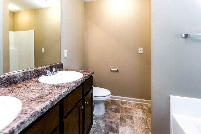 Building Photo - 71 Hamil Ct NW