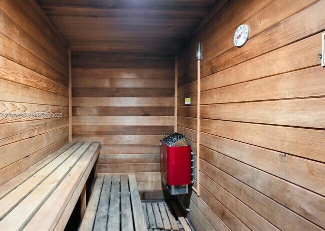 Building Photo - 2150 Sans Souci Blvd