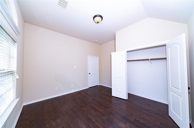 Building Photo - 403 Bellflower Ct