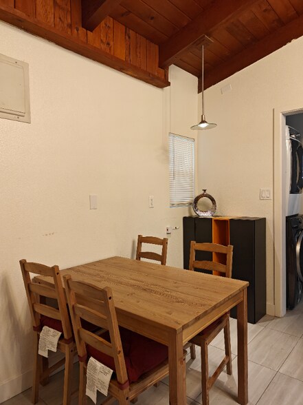Building Photo - 3588 Clifford Ct