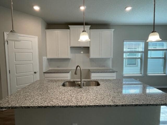 Building Photo - 1222 Lennea Gdn