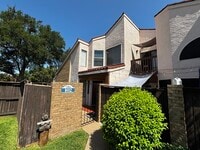 Building Photo - 503 Ranch Trail