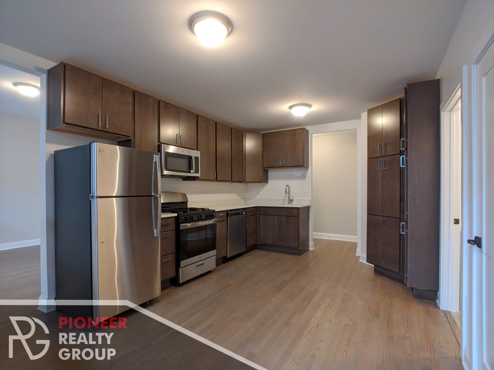 Building Photo - 3407 W Fullerton Ave