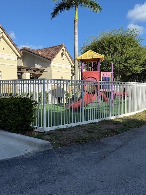 Building Photo - 8960 W Flagler St