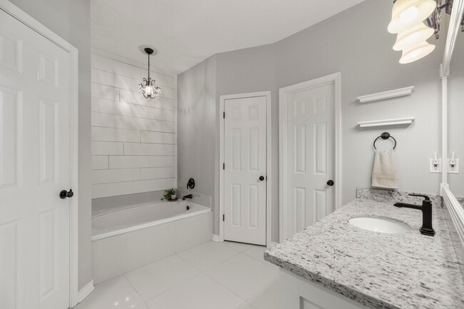 Building Photo - 5178 Lazy Ln