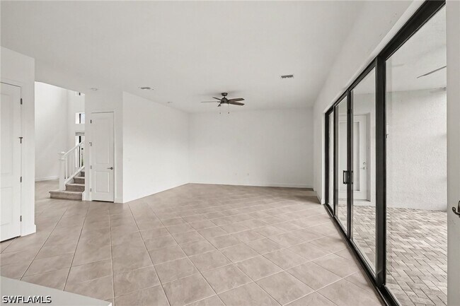 Building Photo - 12762 Woodbury Dr