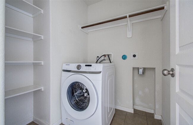 Building Photo - 6806 Brimridge Ln