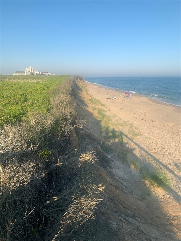 Building Photo - 30 Madequecham Valley Rd