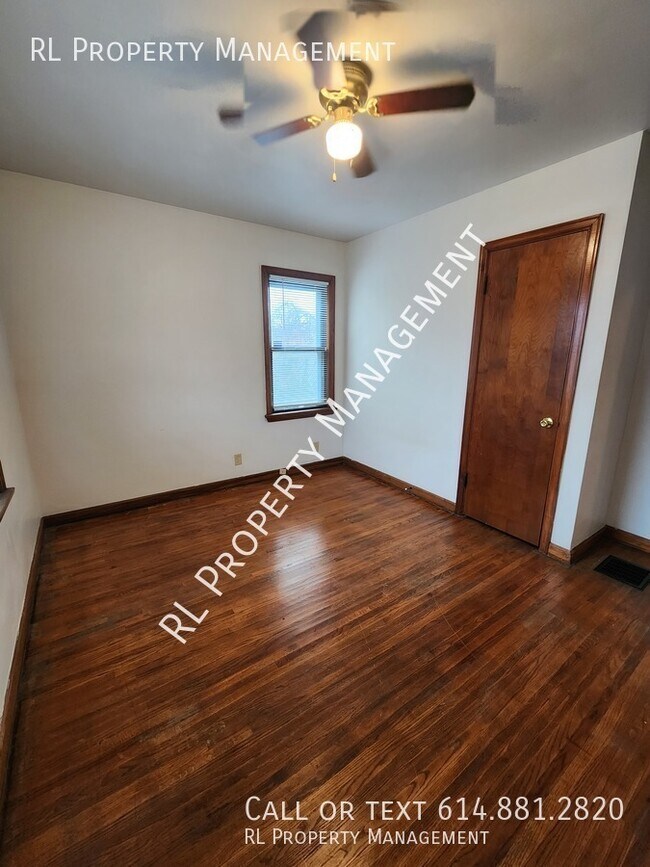 Building Photo - WAIVED APPLICATION FEES WITH SIGNED LEASE!...