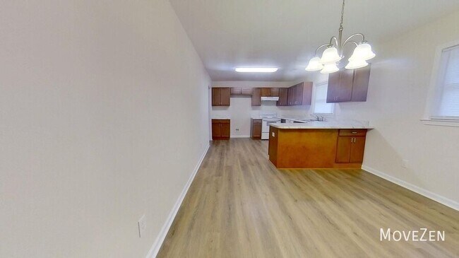 Building Photo - 501 Harris Rd