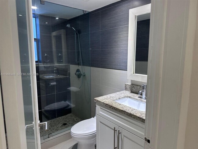 Building Photo - 1341 15th St