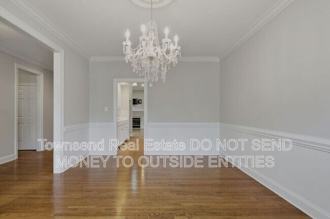 Building Photo - 200 Litchfield Pl