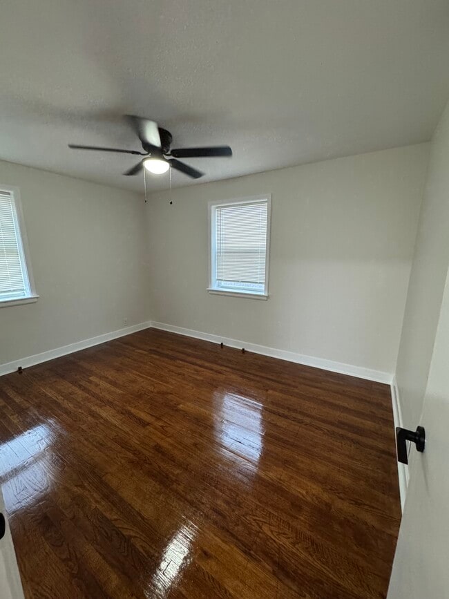 Building Photo - 6023 Wallace Rd