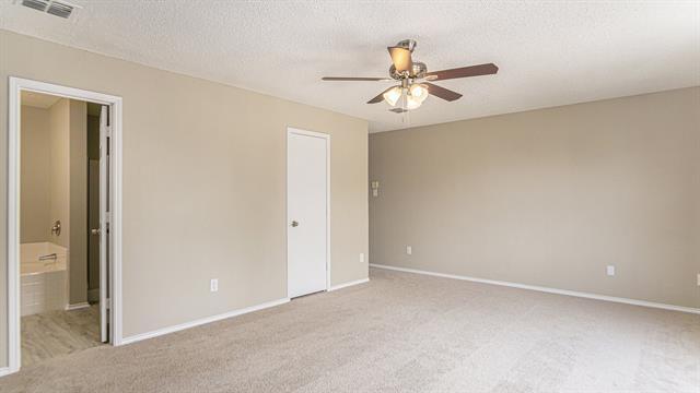 Building Photo - 8732 Hunters Point Way