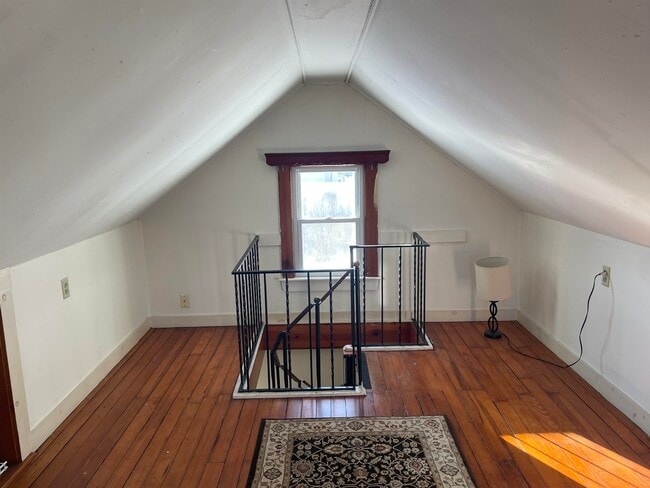 Building Photo - 7 Central Ave