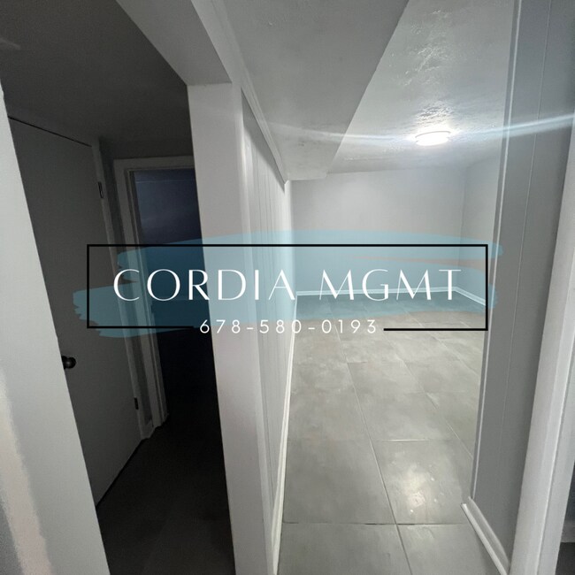 Building Photo - A Modern Living in Riverdale Must See  4Bed and 3Bath