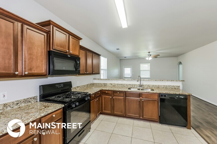 Building Photo - 9225 Lone Cypress Dr