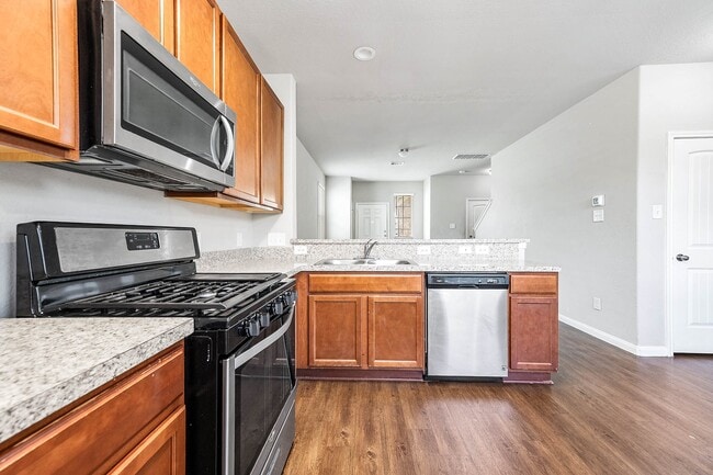 Building Photo - 5130 Wolgan Lake Ct