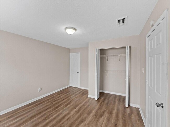 Building Photo - 1602 E New Orleans Ave