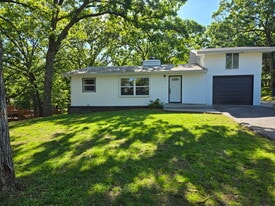 Building Photo - 28 Edgemont Dr