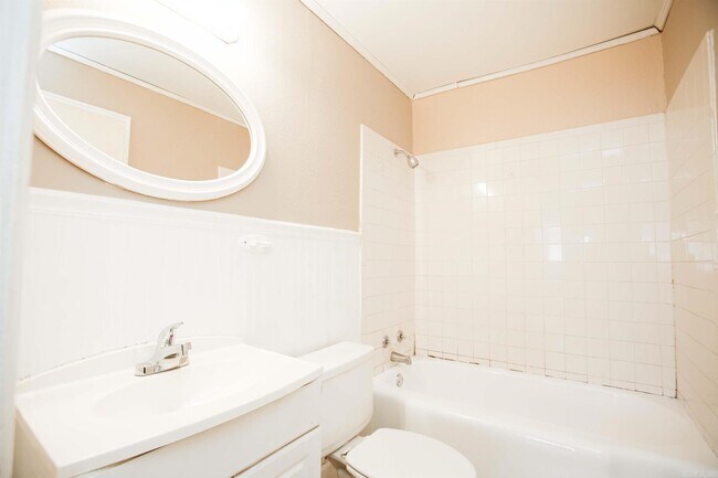 Building Photo - 3510 Walker St