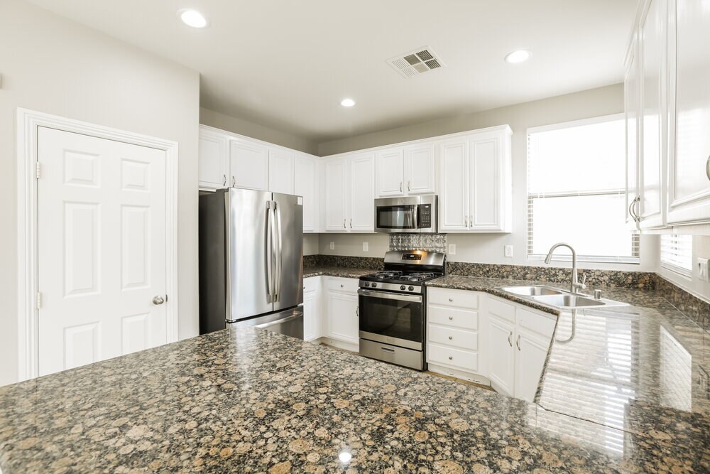 Building Photo - 5544 Grand Rapids St