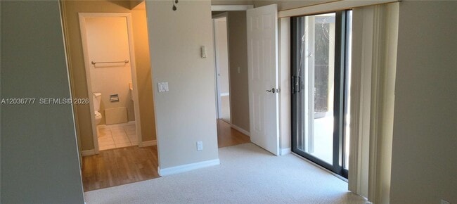Building Photo - 3841 Victoria Dr