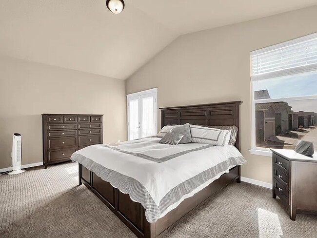 Building Photo - 1185 Gold Hill Mesa Dr