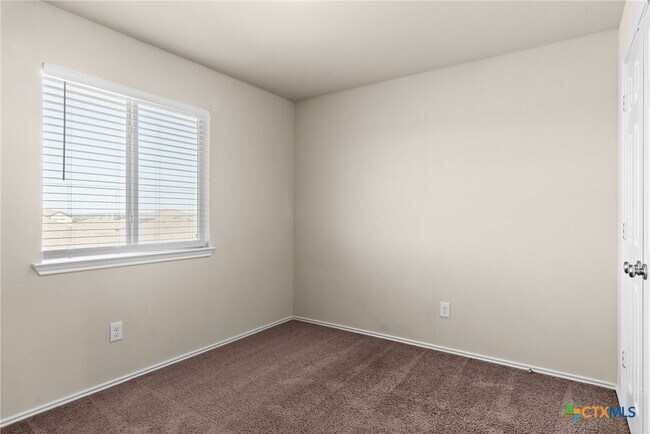 Building Photo - 9612 Shimla Drive
