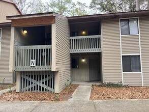 Building Photo - Updated 2/2 End-Unit Condo in Treehouse Village – Prime Location Near Campus