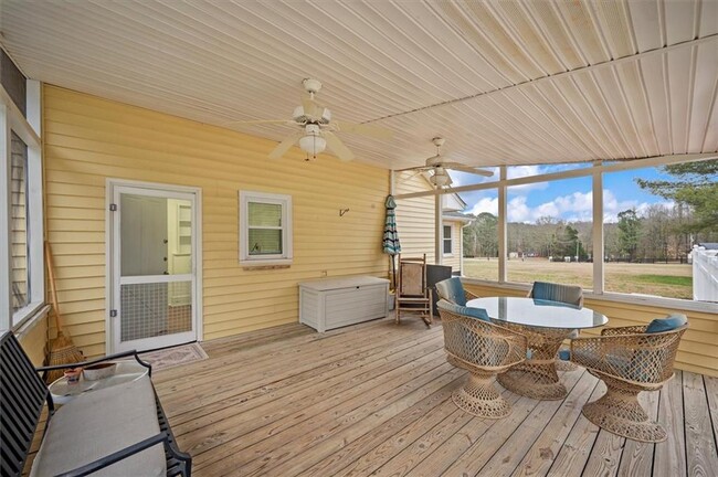 Building Photo - 14605 Cogburn Rd