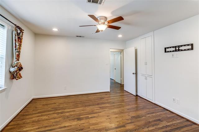 Building Photo - 5131 Urban Crest Rd