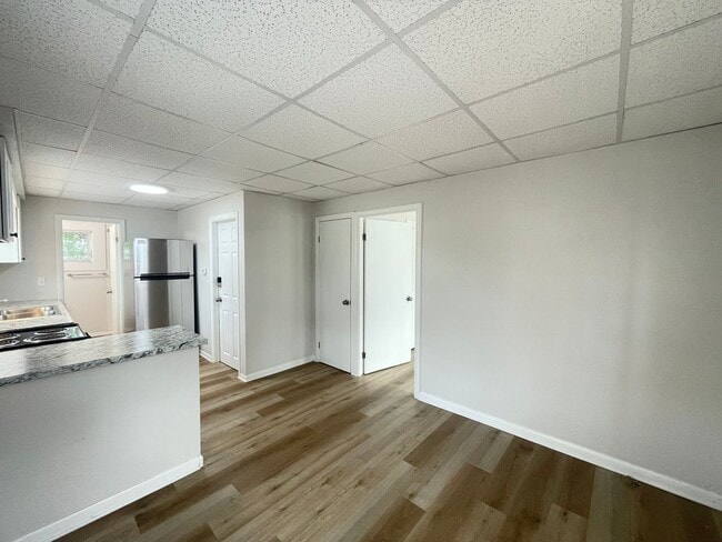 Building Photo - 45 Ashland St