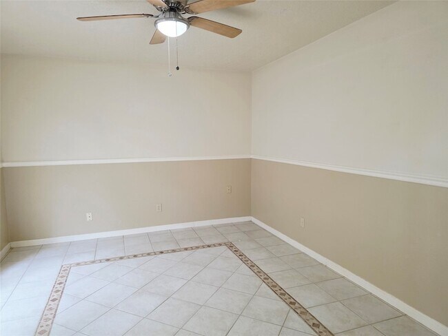 Building Photo - 10306 Jockey Club Dr