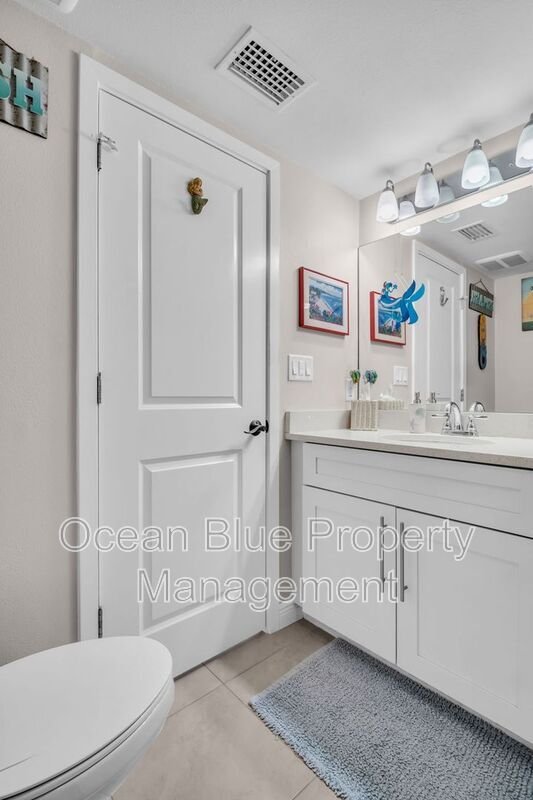 Building Photo - 223 Island Way