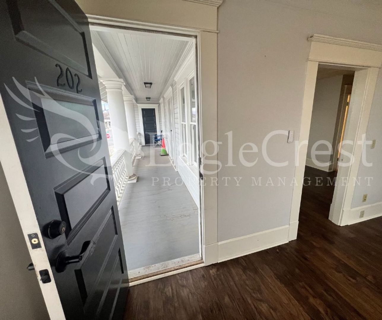 Building Photo - 105NSP