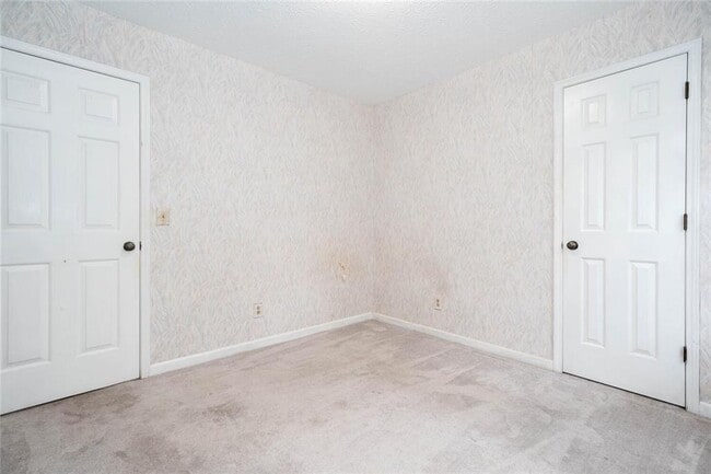 Building Photo - 1049 Seven Springs Cir NE