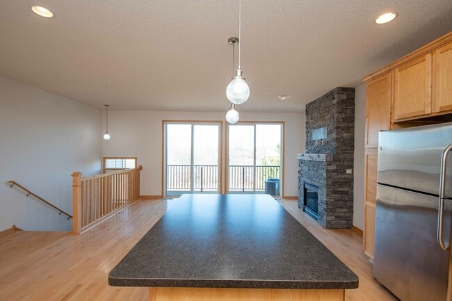 Building Photo - 4665 Victor Path