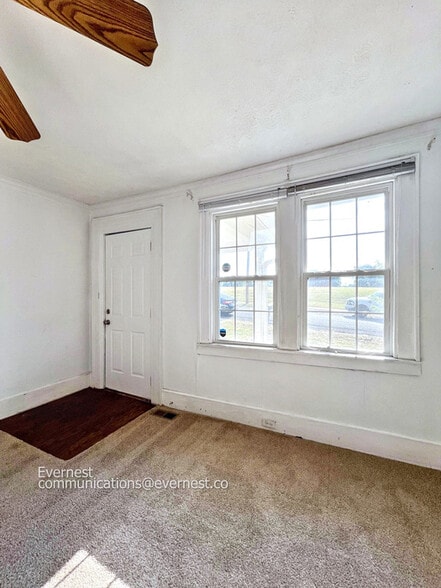 Building Photo - 1304 Joseph Ave