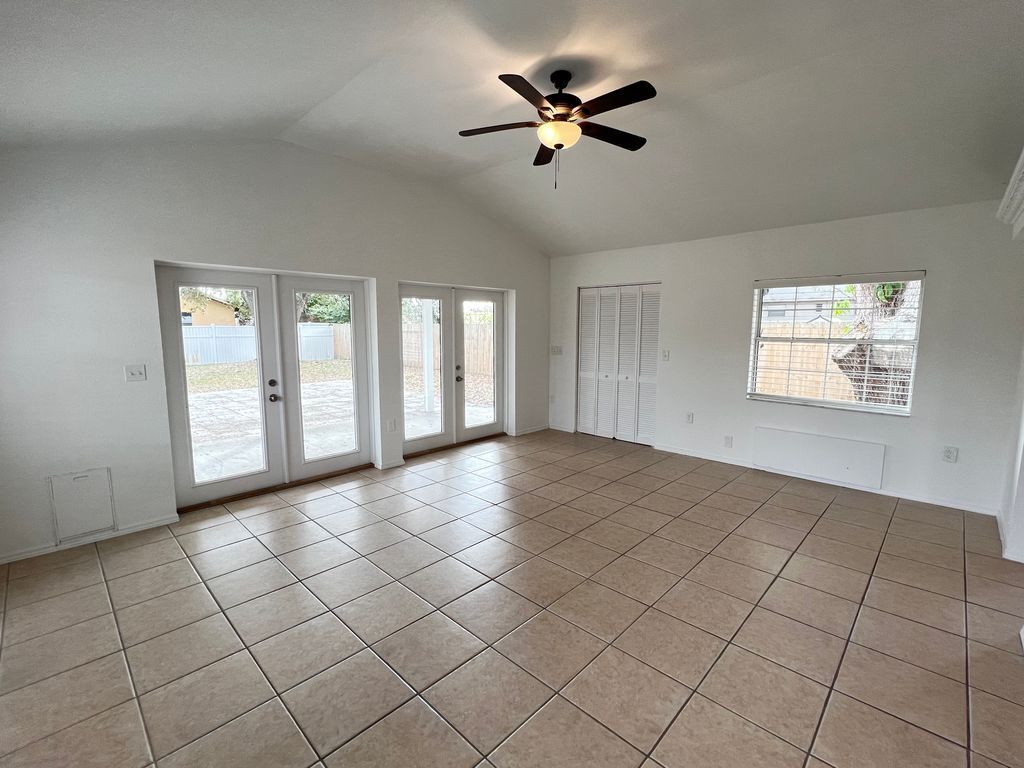 Building Photo - 2773 Cypress Dr