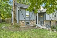 Building Photo - 14121 W 88th Pl