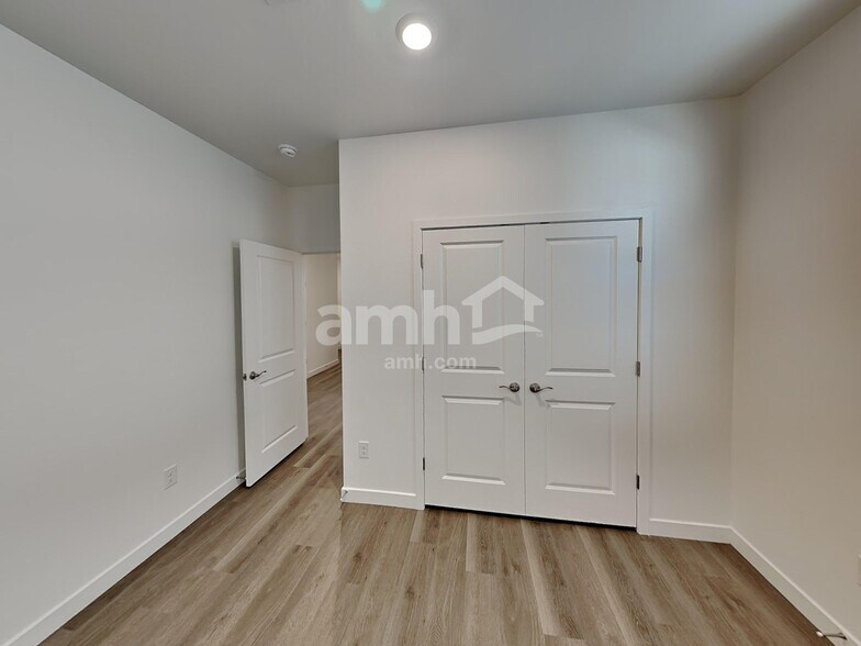 Building Photo - 12246 Thunder Creek Pky