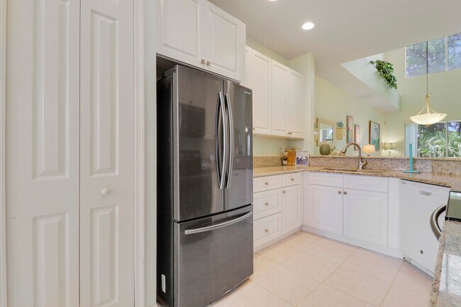 Building Photo - 9222 Wentworth Ln