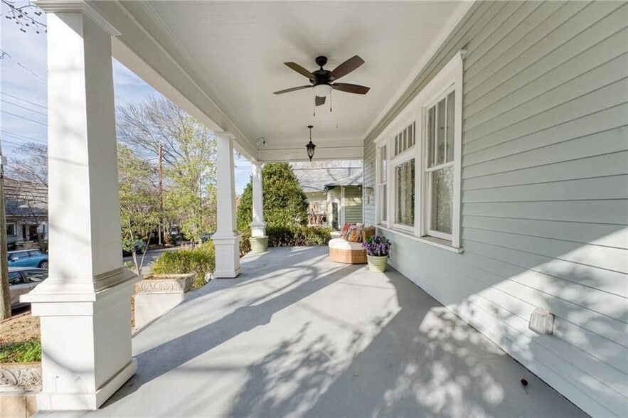 Building Photo - 85 Waddell St NE