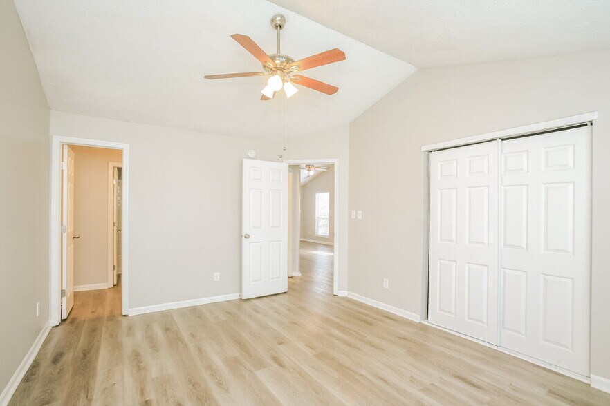 Building Photo - 7683 Waterwood Dr