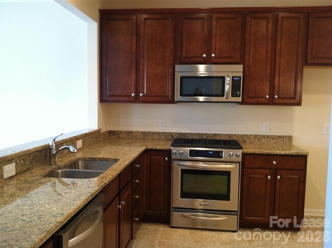 Building Photo - 16720 Dunaverty Pl