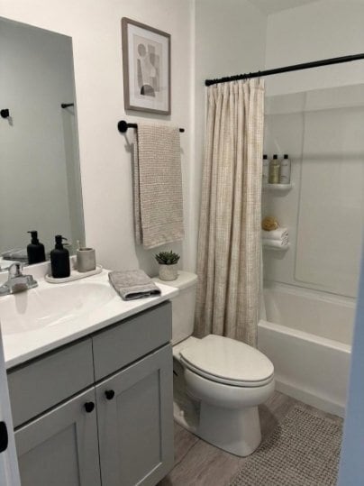 Building Photo - 595 Wagner Dr