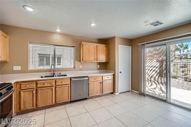 Building Photo - 3141 Diamond Crest Ln