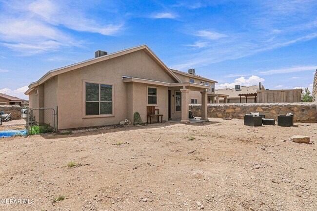 Building Photo - 4769 Joseph Rodriguez Dr